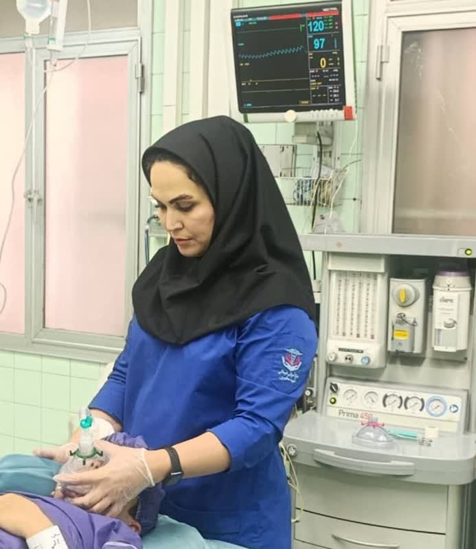 انتخاب خانم الهام شهبازی به‌عنوان پرستار نمونه کشوری